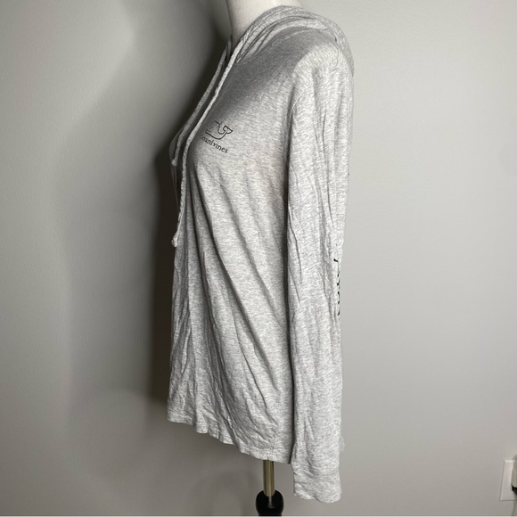 Vineyard vines gray long sleeve hooded whale T-shirt, size medium - Picture 3 of 5
